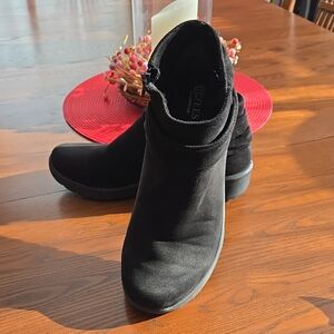 Bzees Black Ankle Boots